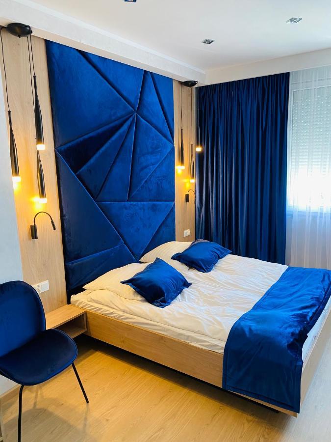 Hotel Diament I Brylant à Rawicz Extérieur photo