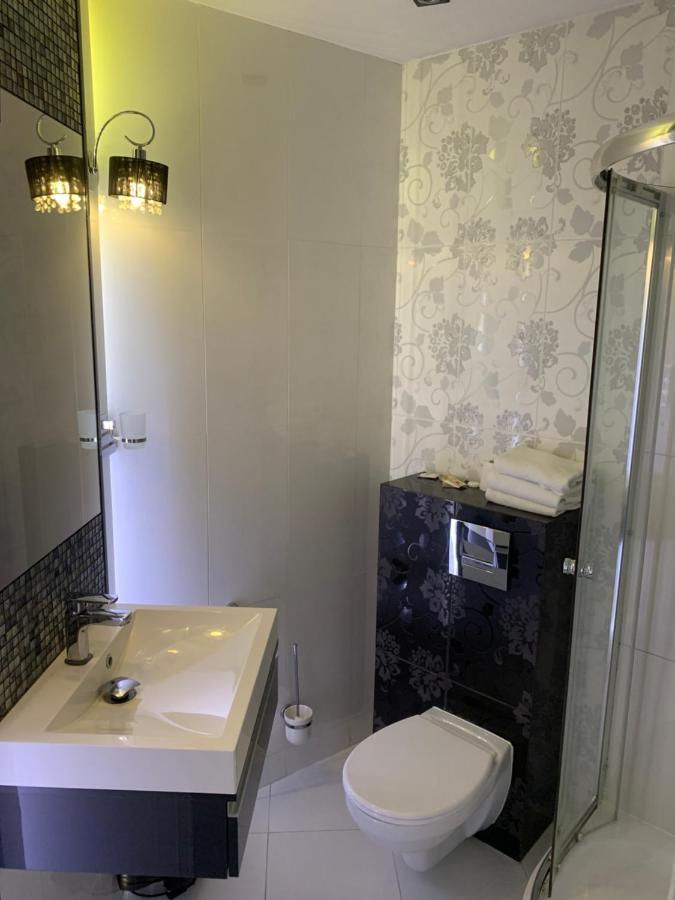 Hotel Diament I Brylant à Rawicz Extérieur photo